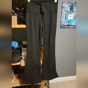 Yogalicious twist-front yoga pants